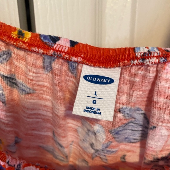 Old Navy Top - Picture 3 of 4